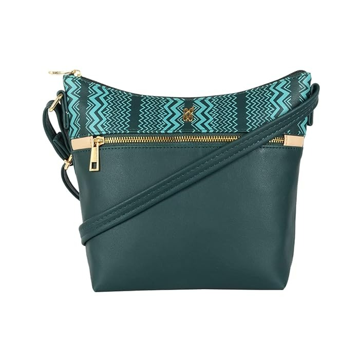 Baggit Green Handbag 