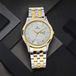 Titan Quartz Analog Watch