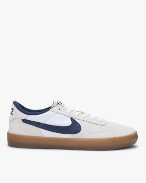 NIKE Casual Shoes